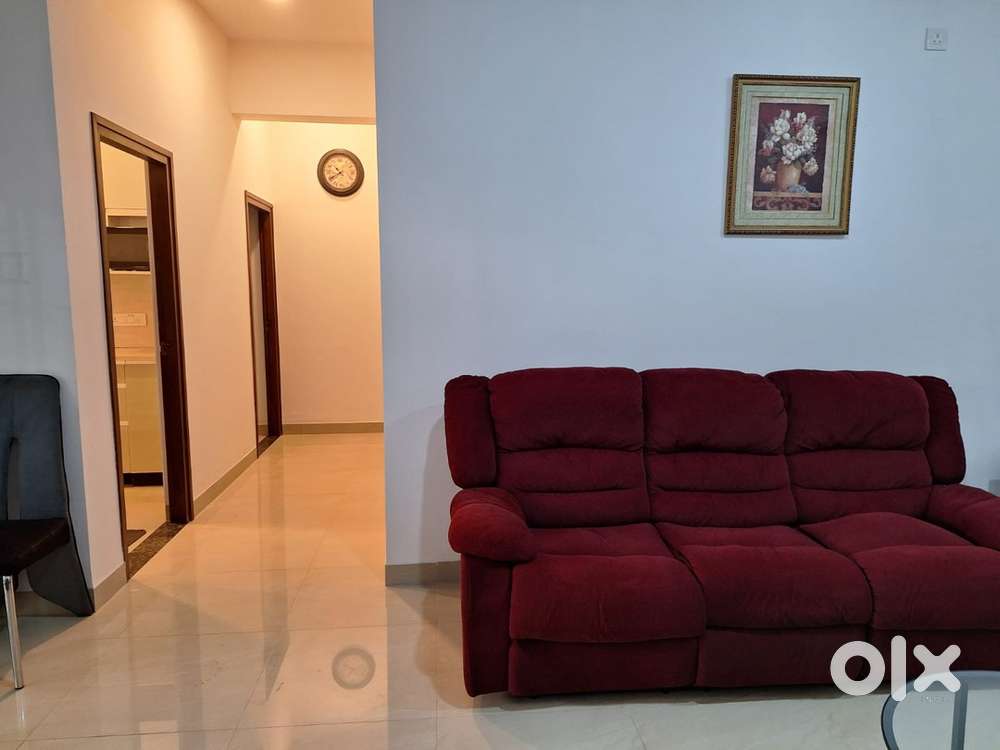 Fully furnished 2BHK flat for rent