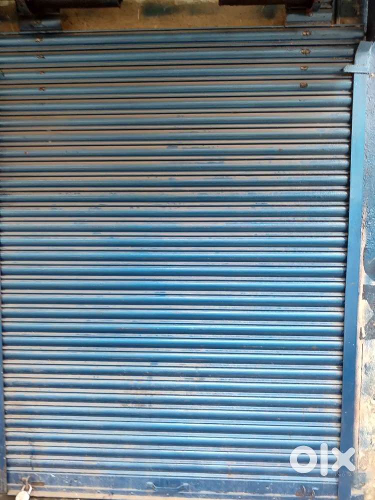 Shop for rent in Perambur