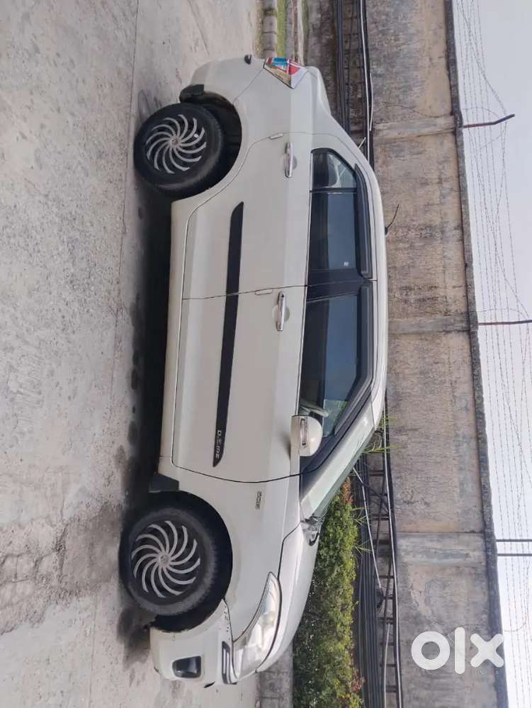 Maruti Suzuki Swift Dzire 2012