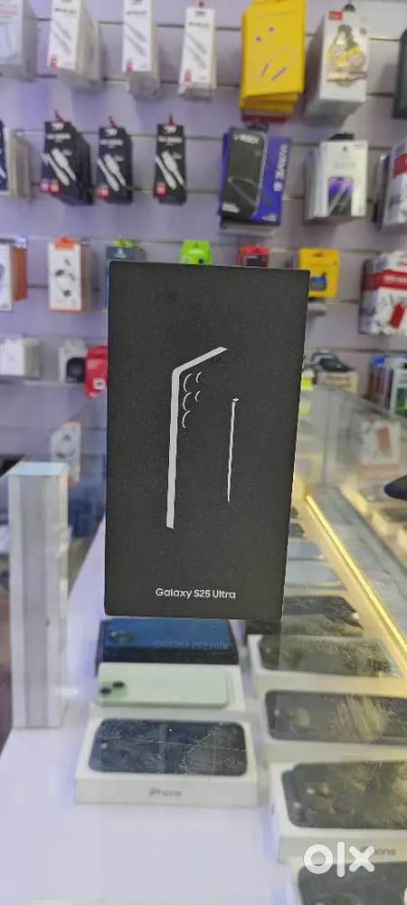 SAMSUNG S25 ULTRA 12GB 256GB JUST OPEN BOX AVAILABLE IN LOW PRICE