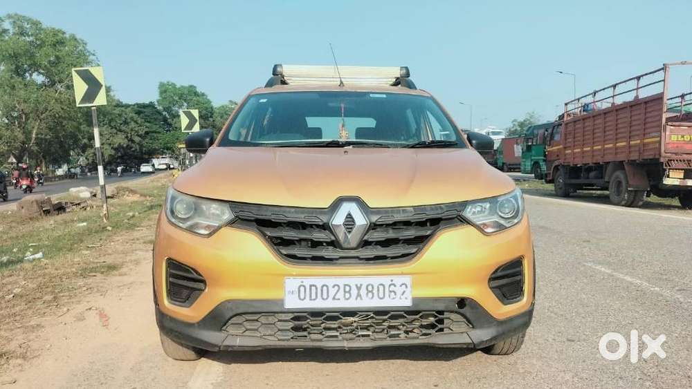 Renault Triber RXL, 2022, Petrol