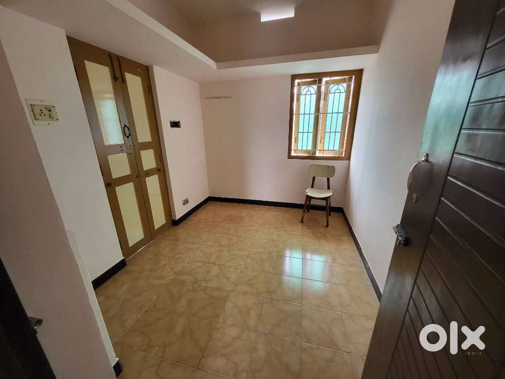 Hostel Space Available for rent