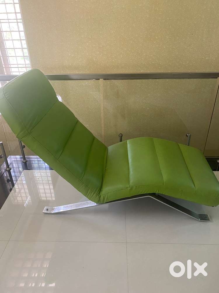 Easy chair