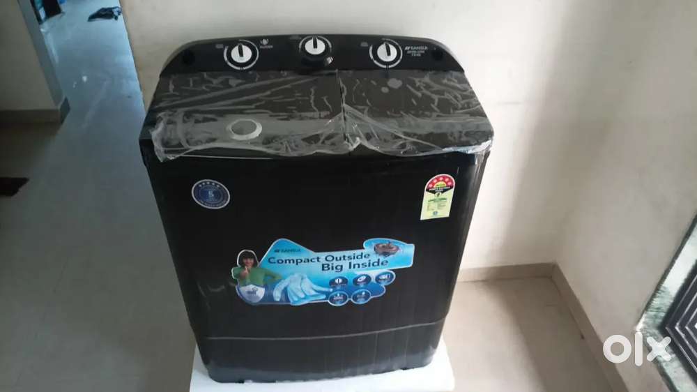 1 month use only new sansui semi automatic washing machin