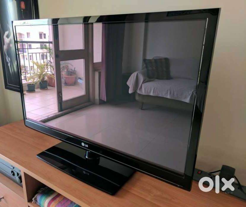 43 inches LG Iconium FHD Wide Vision LEDTV 1080p HDMI superb contrast