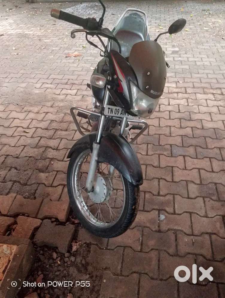 Vehicle good condition back tyre new new battery no insurance no FC