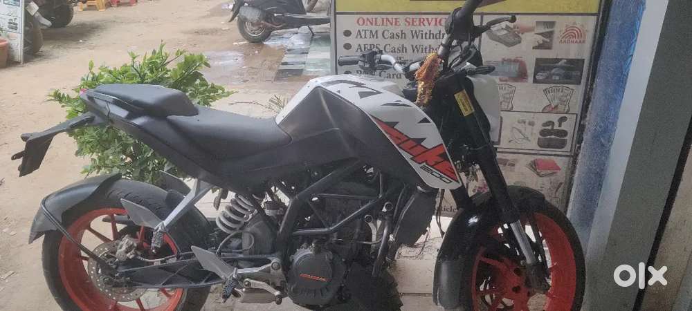Ktm duke 200 good condtion