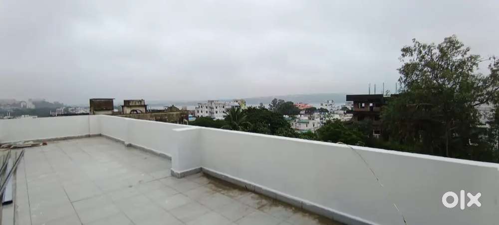 Selling my Penthouse with furniture, ready to move with lake View