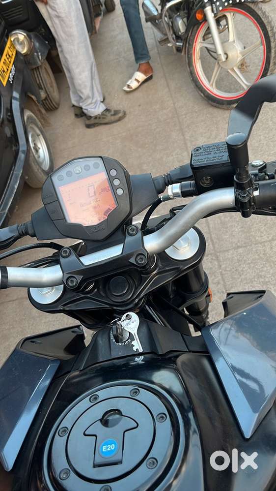 Ktm duke 200