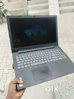 Lenovo AMD  A4 Redeon R3 4 GB Ram
256 SSD
