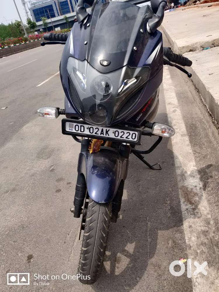 Bajaj Pulsar 220F For sale