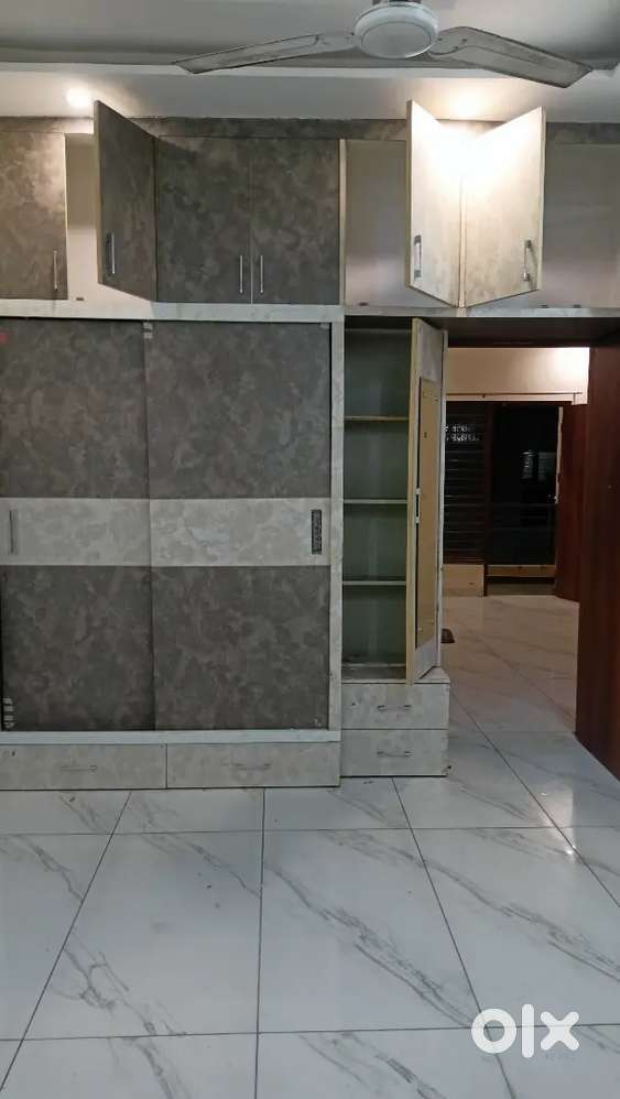 Independent 2 bhk flat available for rent