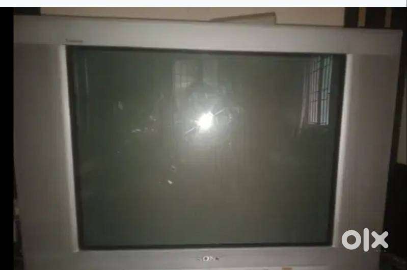 Sony trinitron 24 inches