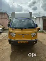 ASHOK LEYLAND BADA DOST I4 container
