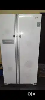 LG side by side good condition
