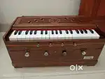 Haribhau Vishwanath Sagwan Harmonium – Excellent Condition