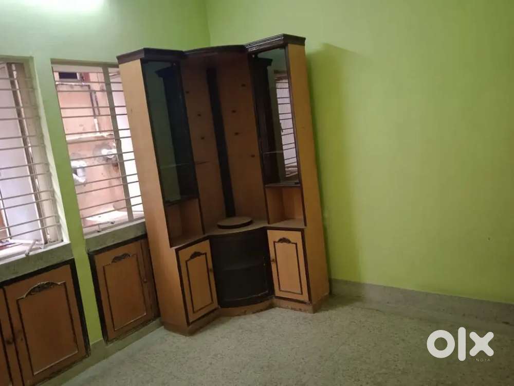 2Bhk Flat Rent in LakeTown borat colony.. Available from 8 th Nov'25..