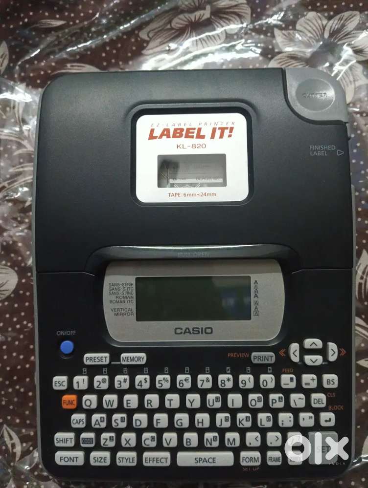 Casio label printer KL-820