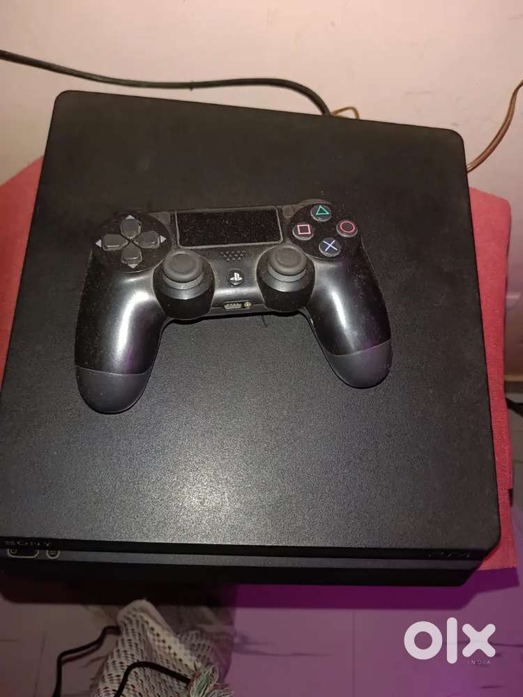 Ps 4 slim v good
