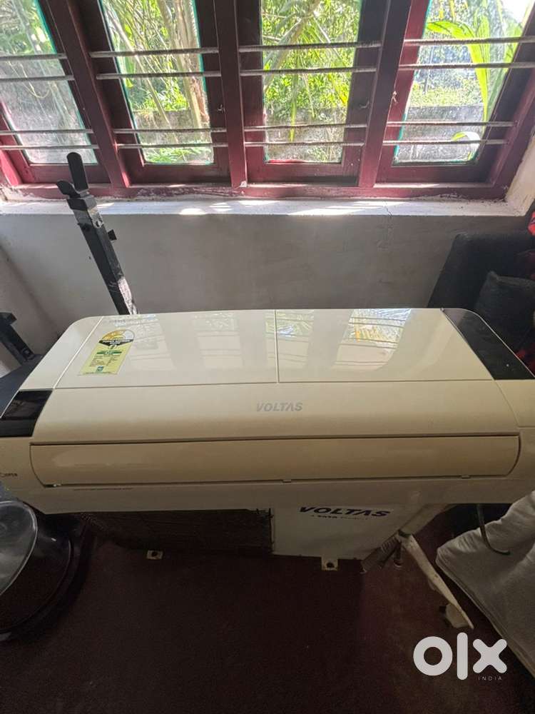 Voltas non inverter Ac sale