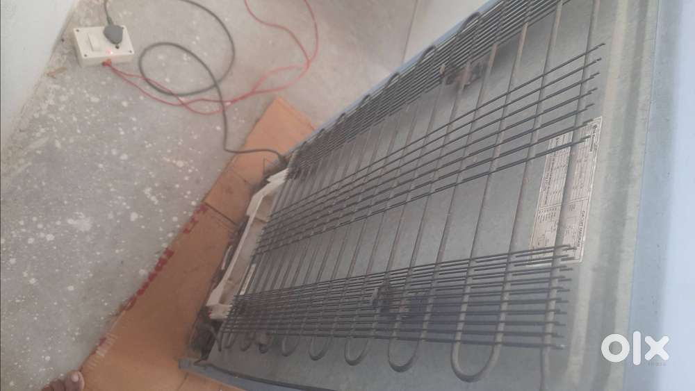 LG Fridge good condition