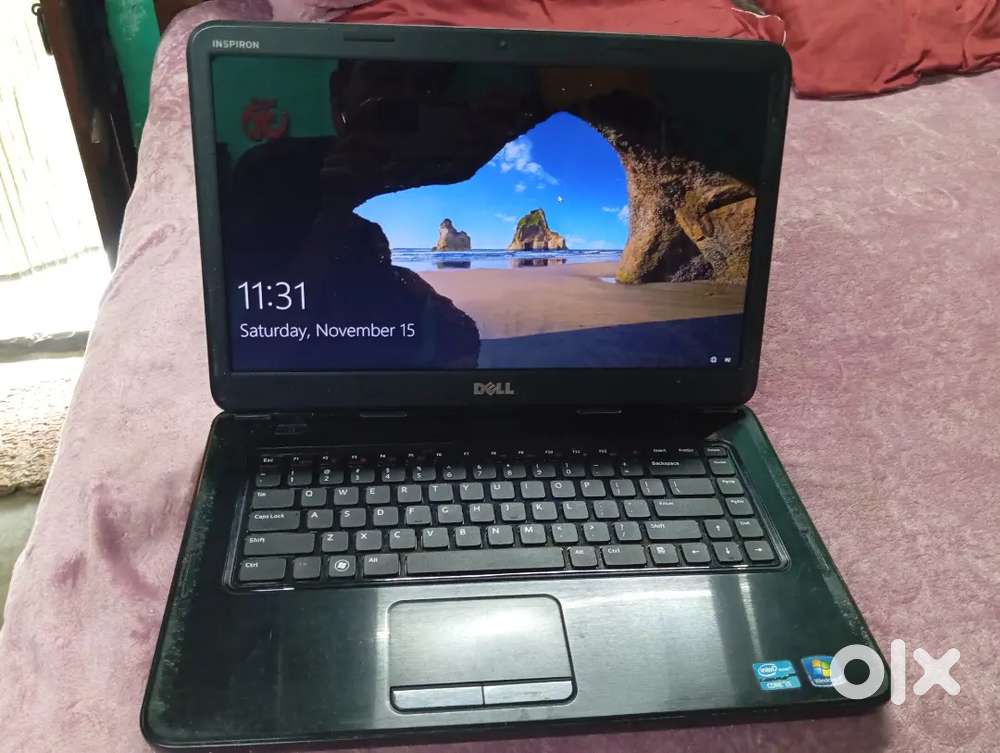 Dell laptop very good condition less use laptop