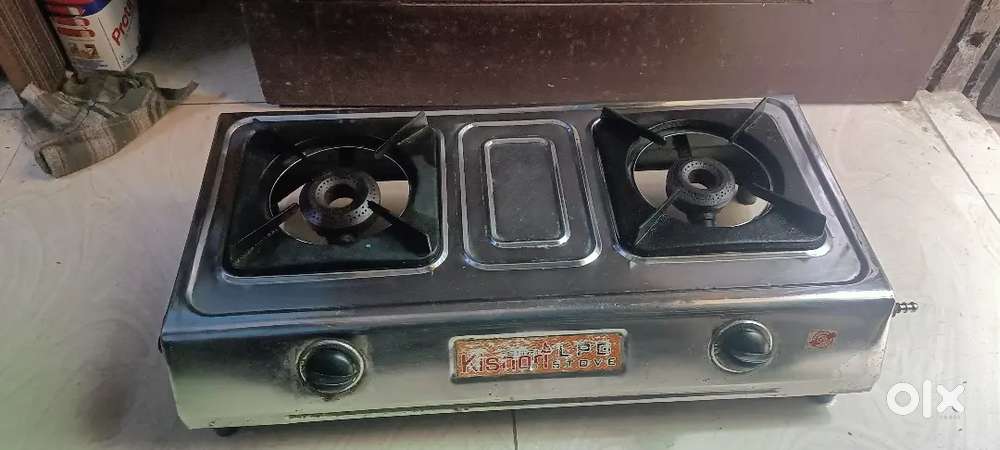 Gas stoves 489 utensils item just for 350 for all