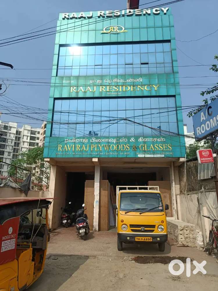 Drivers needed for plywood shop