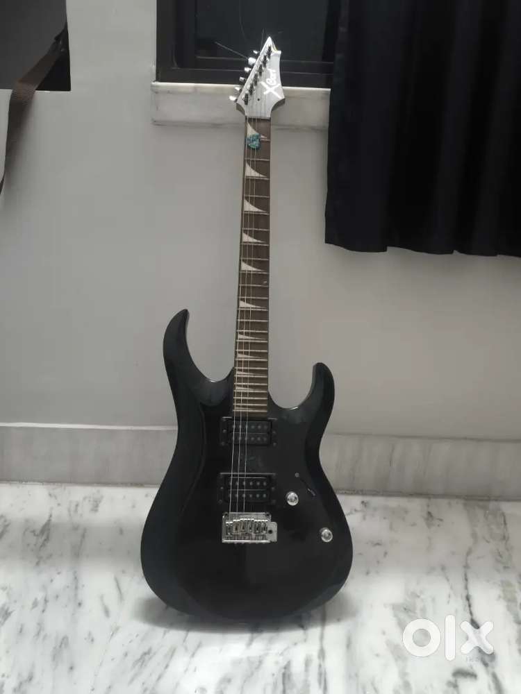 Xcort electric guitar