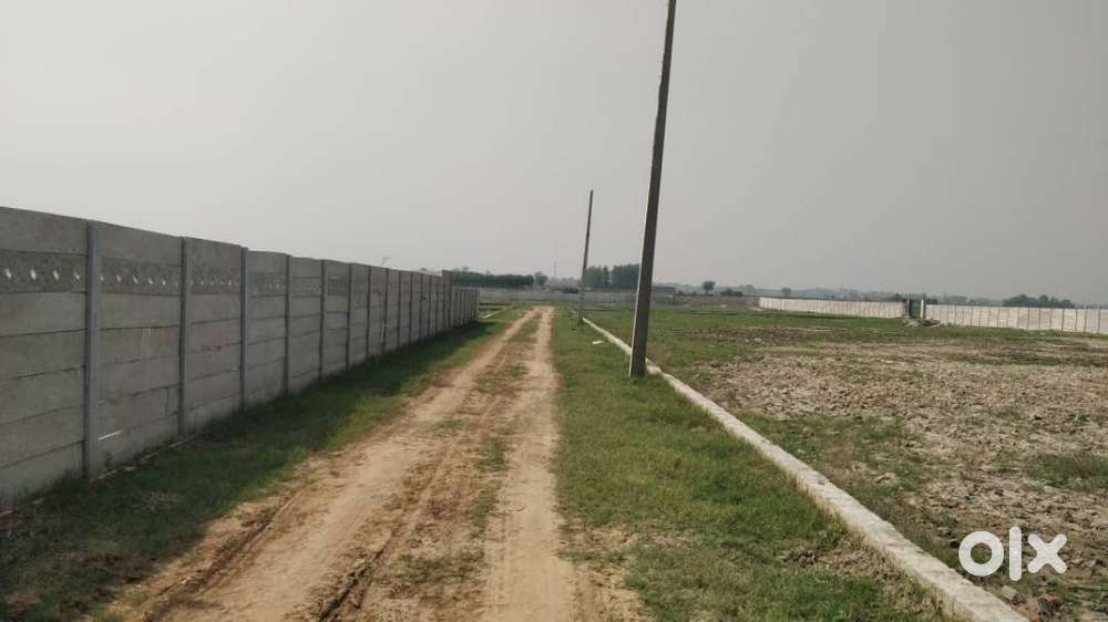 kam dam mai plot hi plot greater noida sector 150 mai