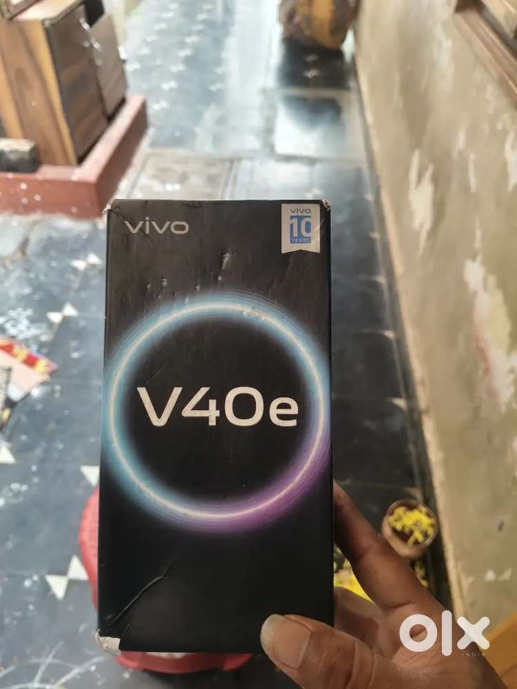 Vivo v 40 e 8 128 gb
