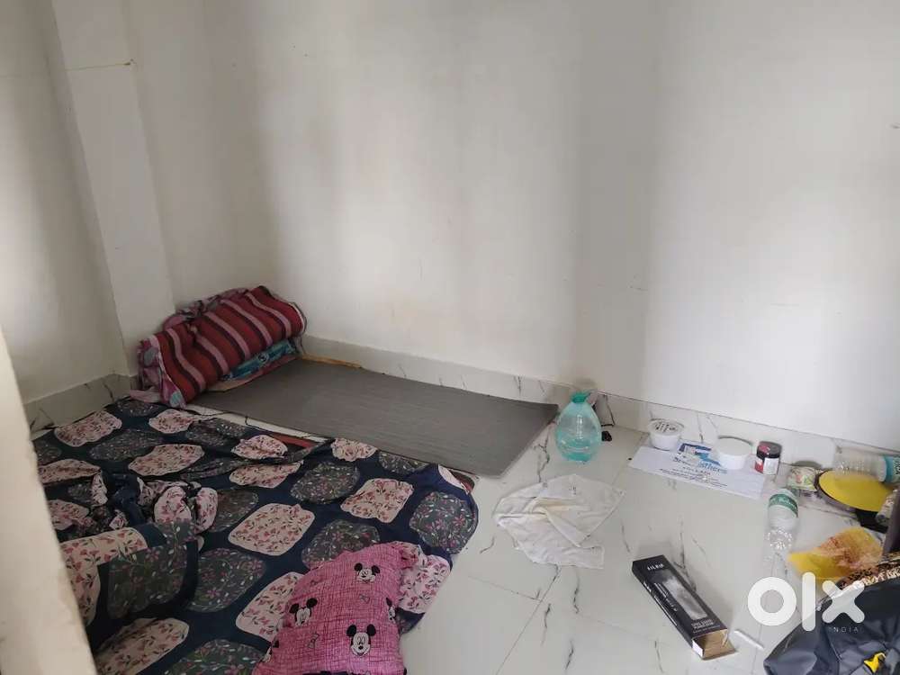 2bhk,2 room, need male flatmate not for family, rent 2800/month