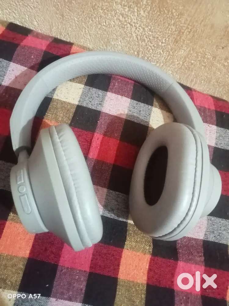 Bluetooth headphone