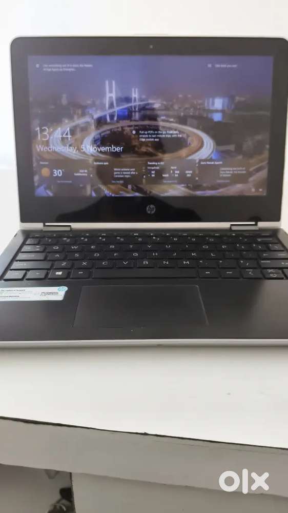 Windows 10 7th generation i3 processor 1td hdd 256 SSD