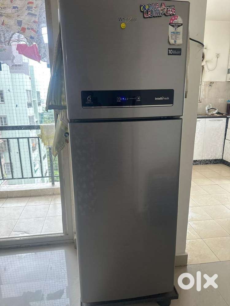 Whirlpool fridge good condition hi advance tech fridge