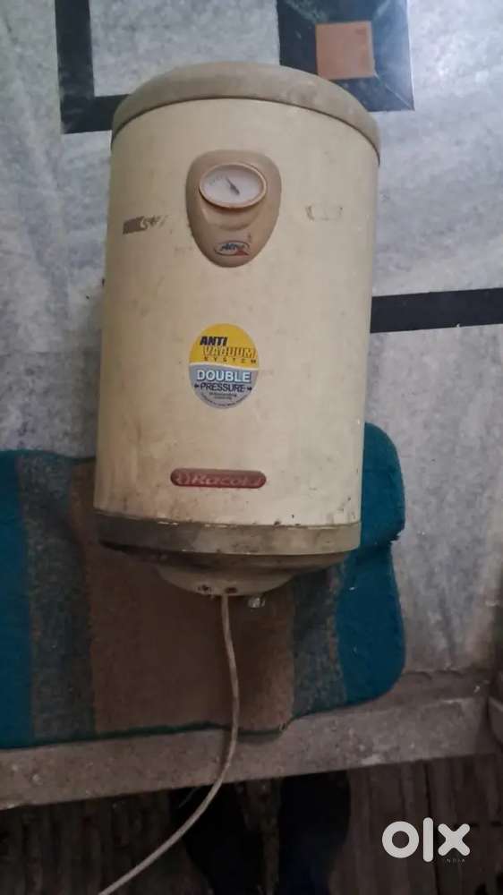 Racold Geyser 15 litre