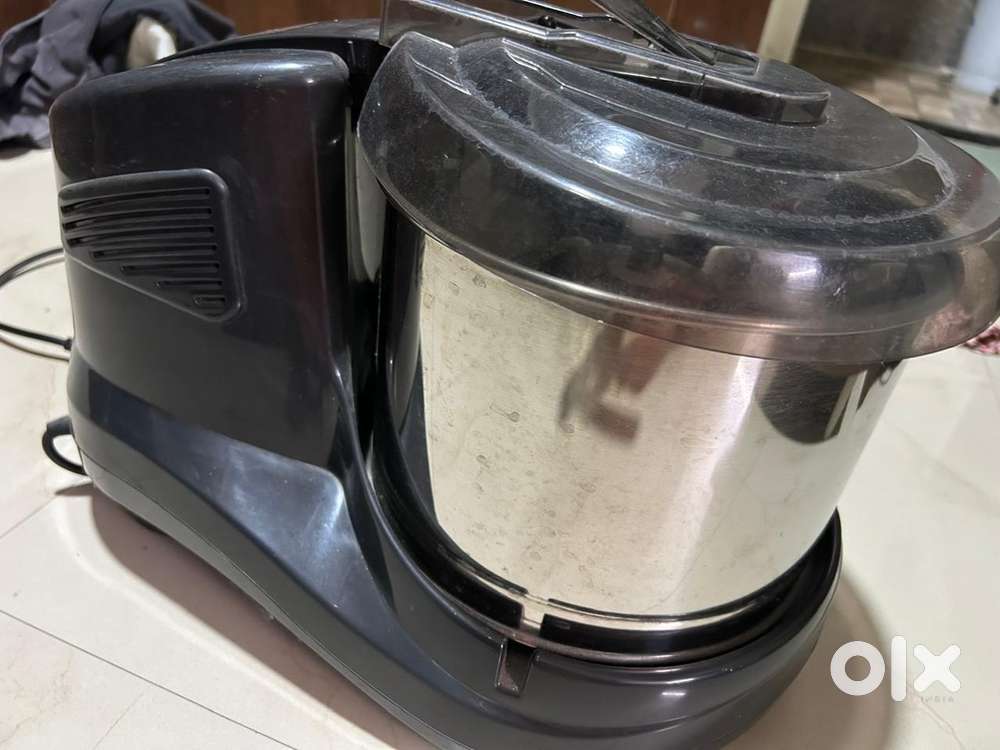 Grain mixer and grinder