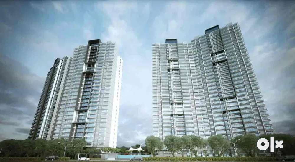 R - BEST OPPORTUNITY 2.5 BHK FLAT FOR SALE IN TRENDY TOWER AMANORA