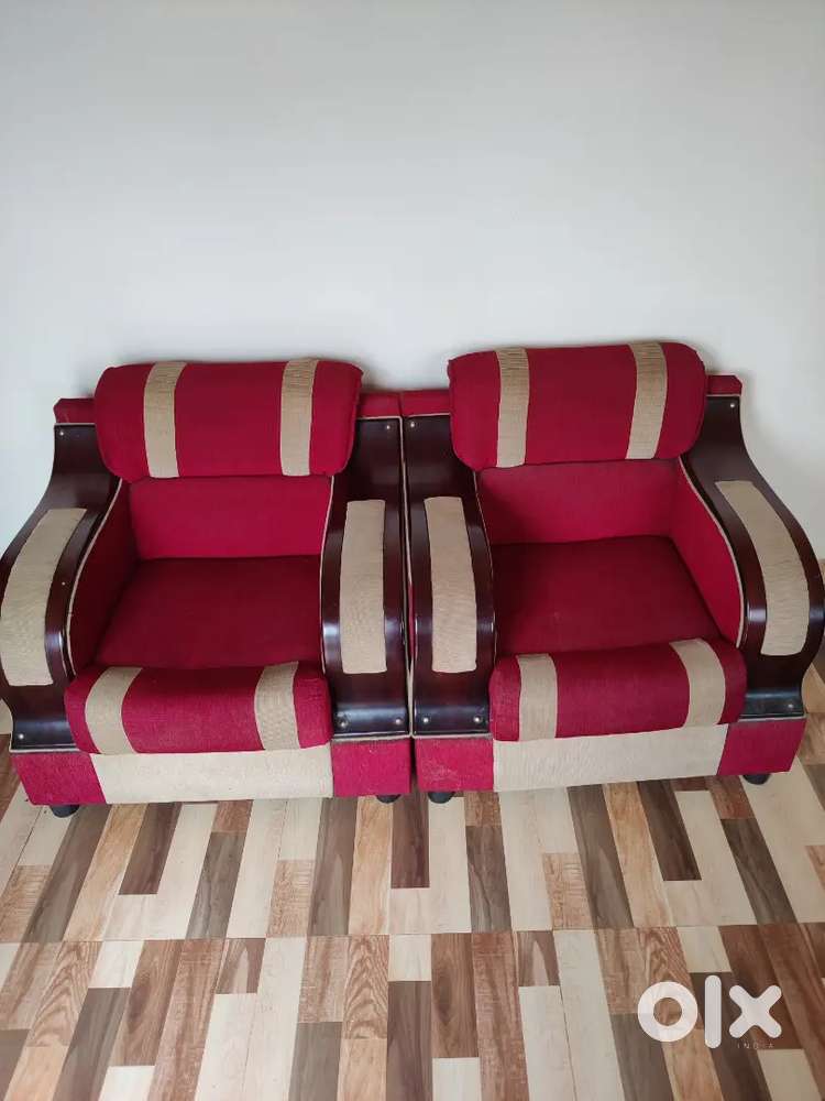 2-seater sofa coach