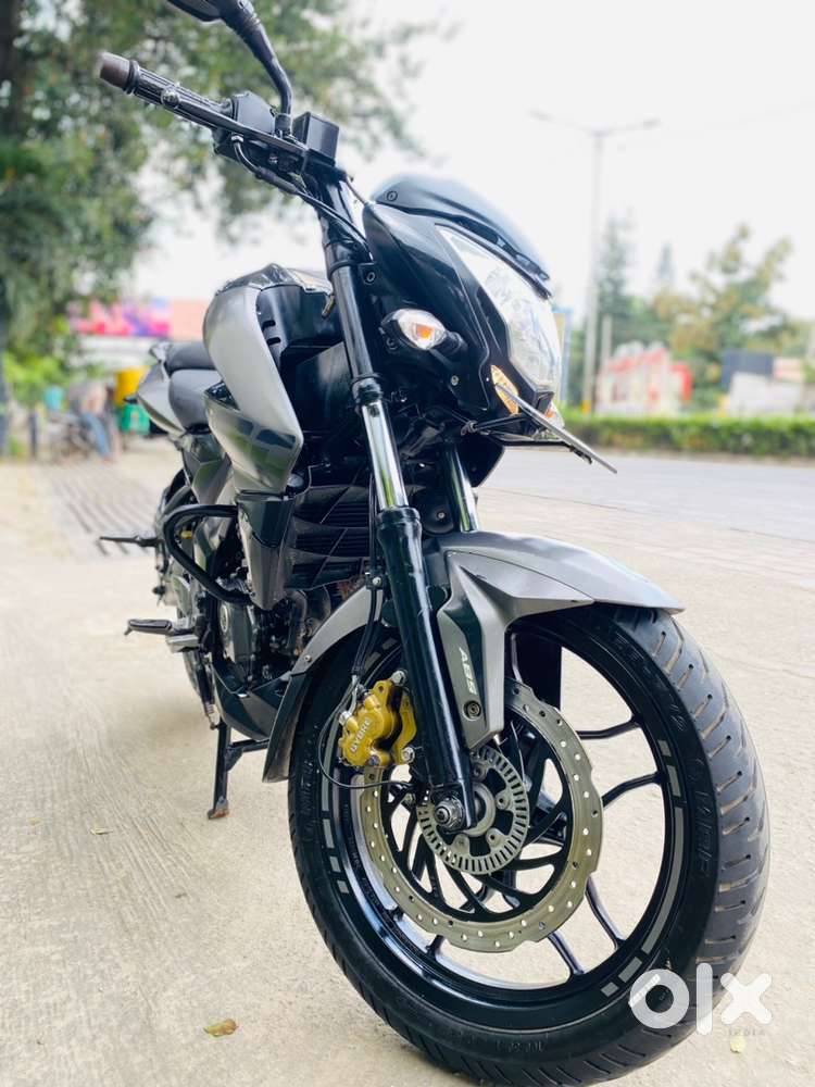 Pulsar Ns 200 single owner less driven ABS MODEL