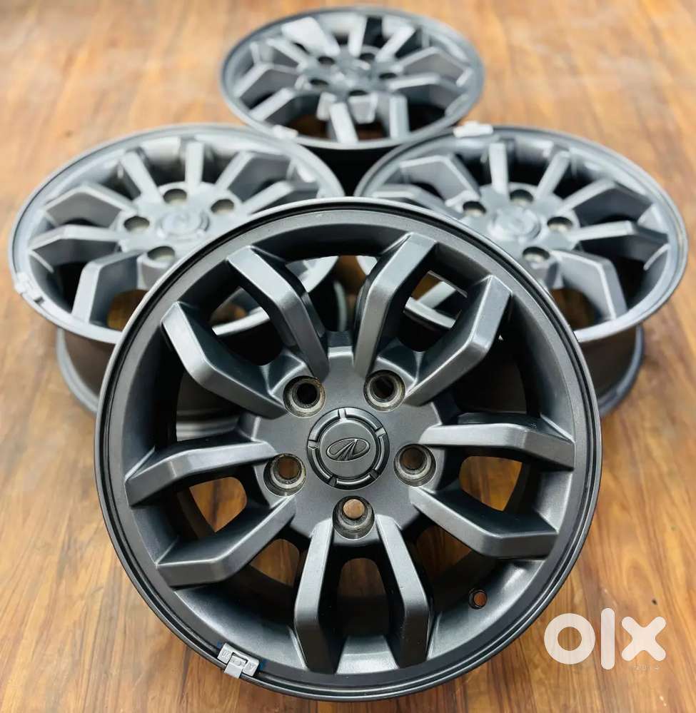 15inch Mahindra Tuv 300 Bolero Neo Oem Alloys set of 4 lite used