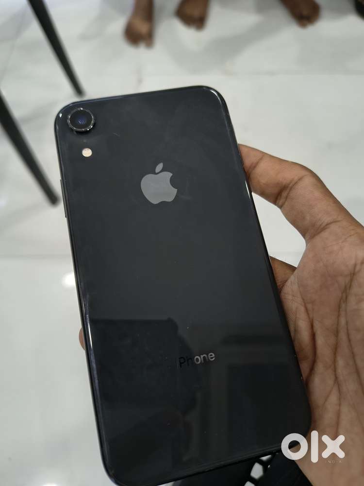 iphone XR 64GB