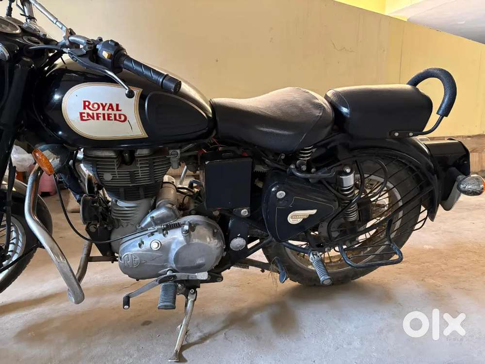 Royal Enfield Classic 350 - Dec 2015 model (MH number)
