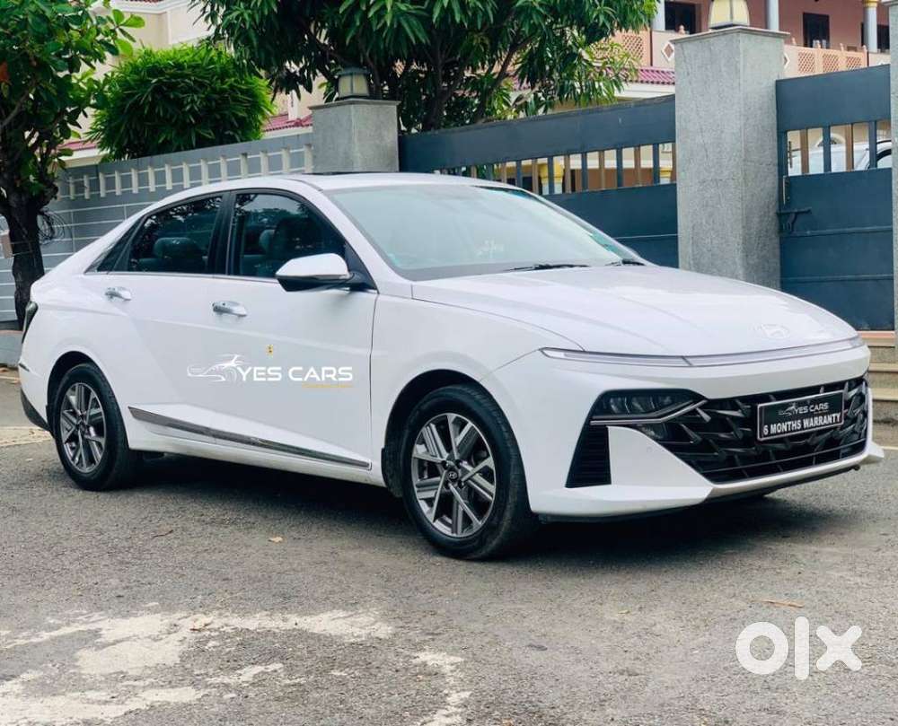 Hyundai Verna, 2023, Petrol
