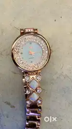 Old used, in ok working Hand watch