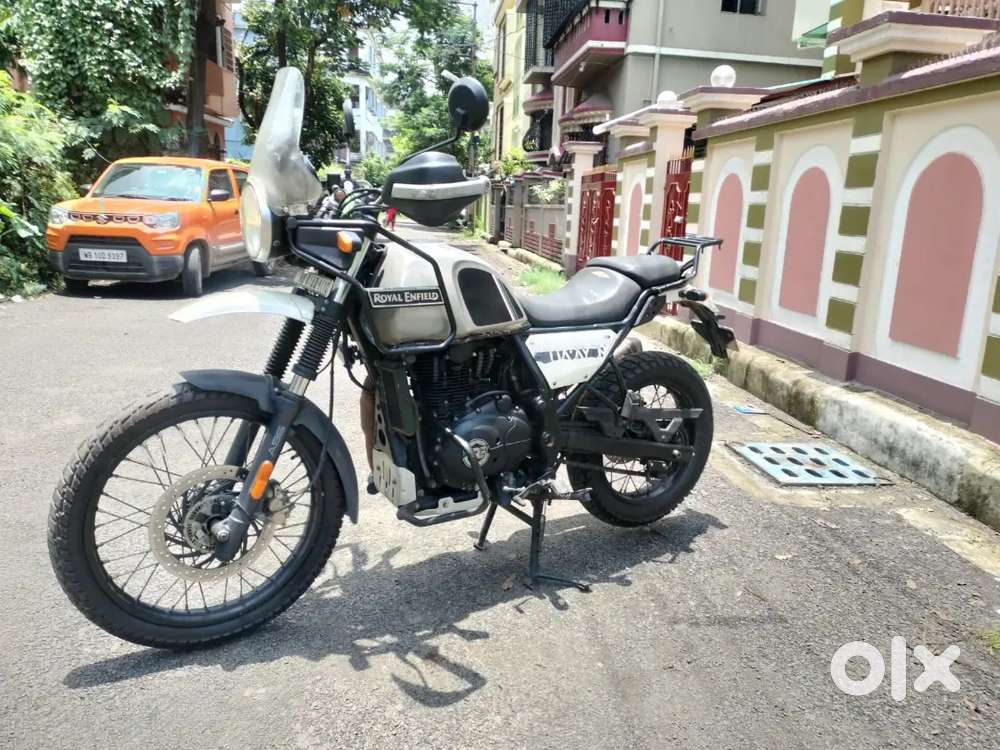 Royal Enfield Himalayan with extra accessories fitted model 2020