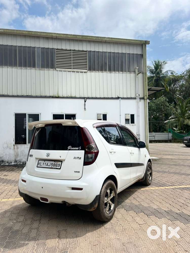 Maruti Suzuki Ritz 2011 Diesel 170000 Km Driven