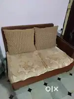 Selling sparingly used 5 year old 11+L sofa & dinning table & 4 chairs