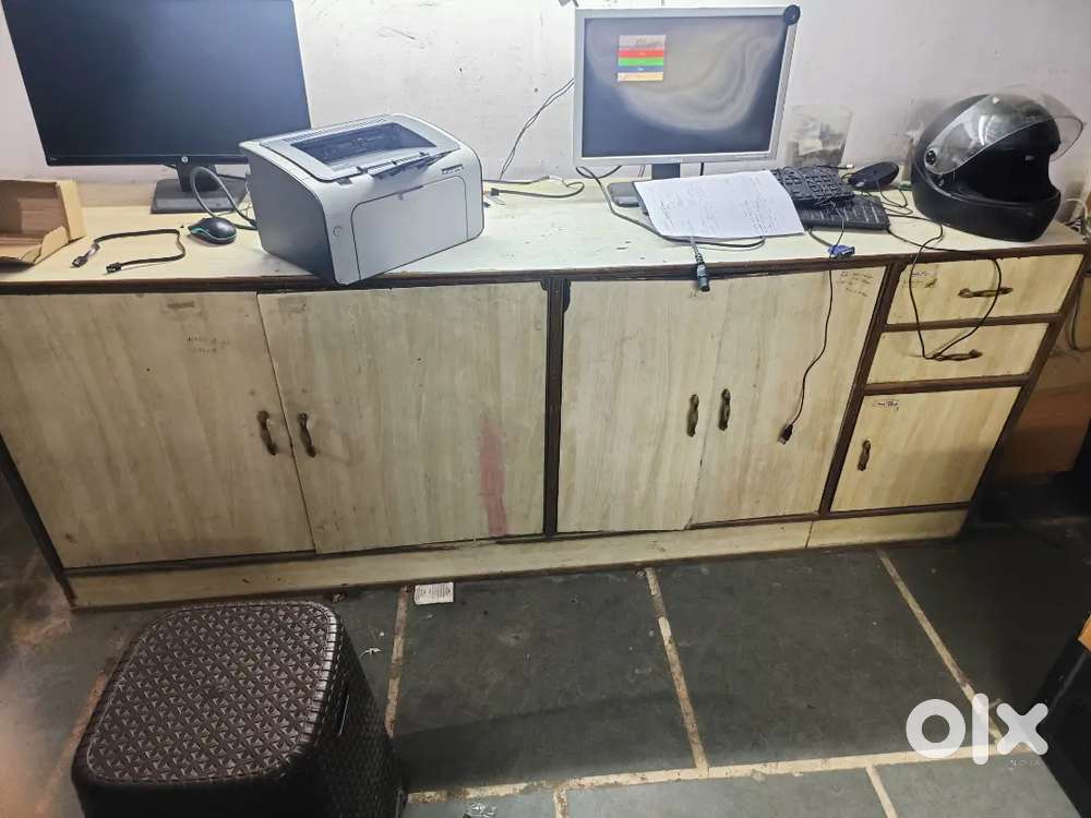 Counter furniture for multiple uses