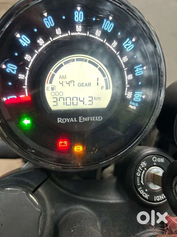 Royal Enfield Meteor Mat Black